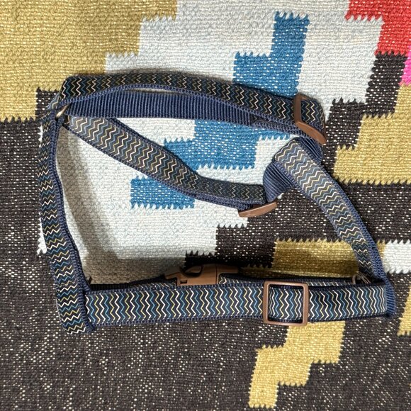 No Pull Dog T-Harness, Chevron Pattern Blue & Green with Brown Buckle - Picture 8 of 14